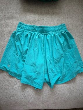 Lululemon Women's Athletic Shorts - Teal Lightweight Running Shorts